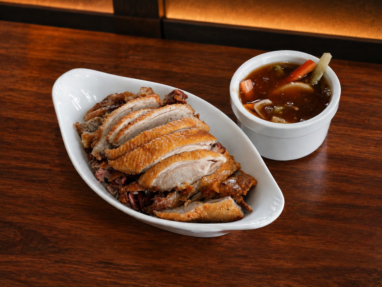 Tong Koe Ap — duck with Chinese mushrooms